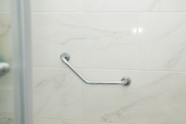 Cost of Mobility Shower Installation in De Pere